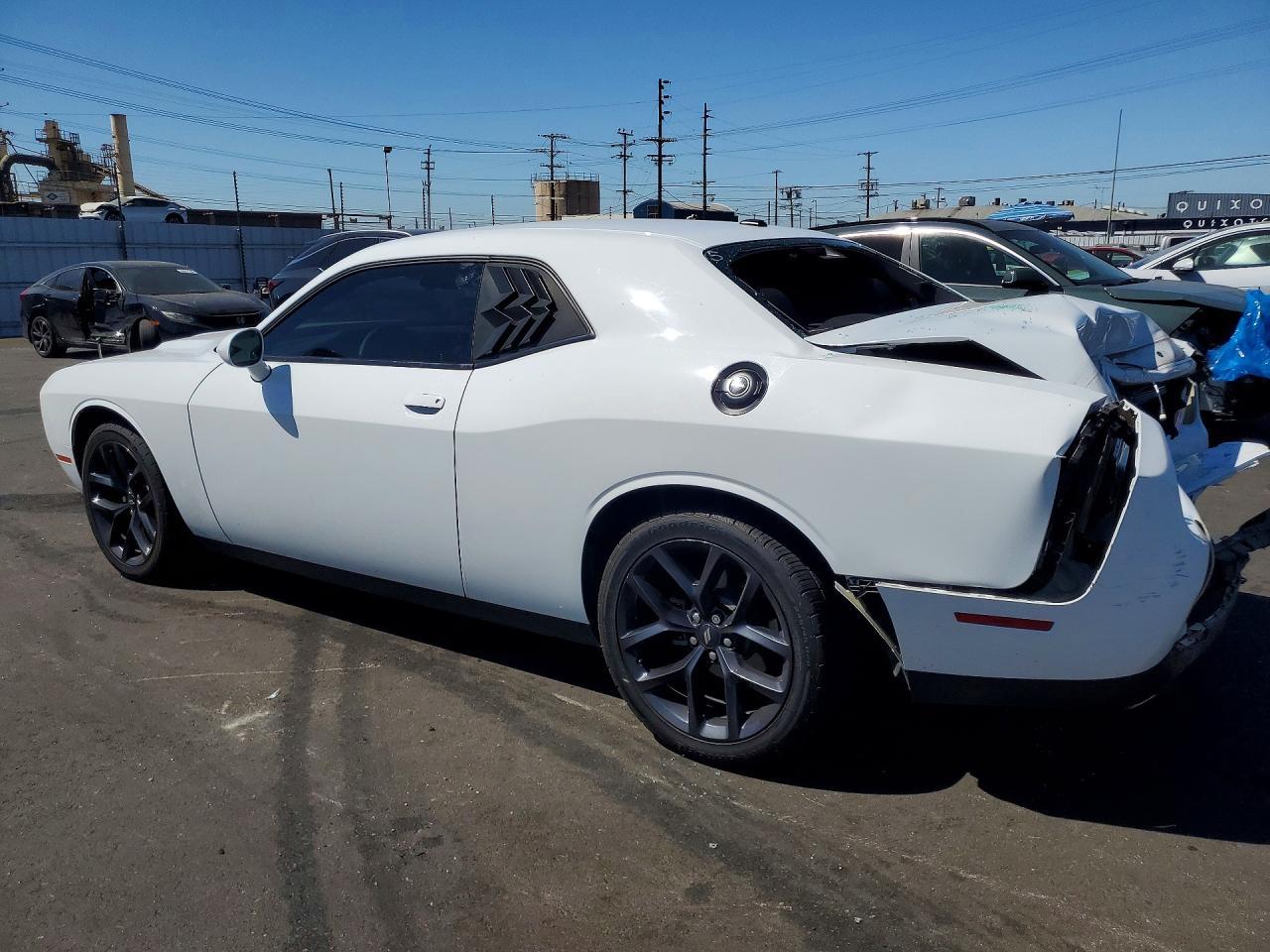 2021 Dodge Challenger Sxt - zdjęcie 2