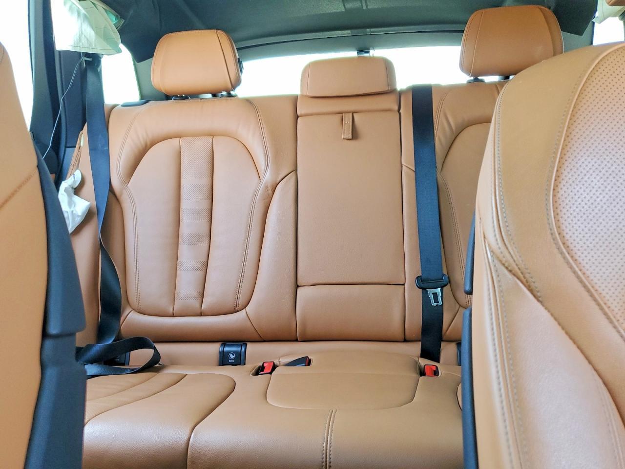 2019 BMW X5 xDrive40I - zdjęcie 10