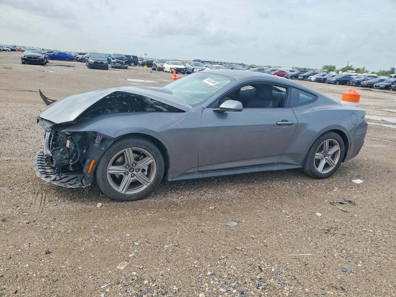 2026 Ford Mustang - zdjęcie główne