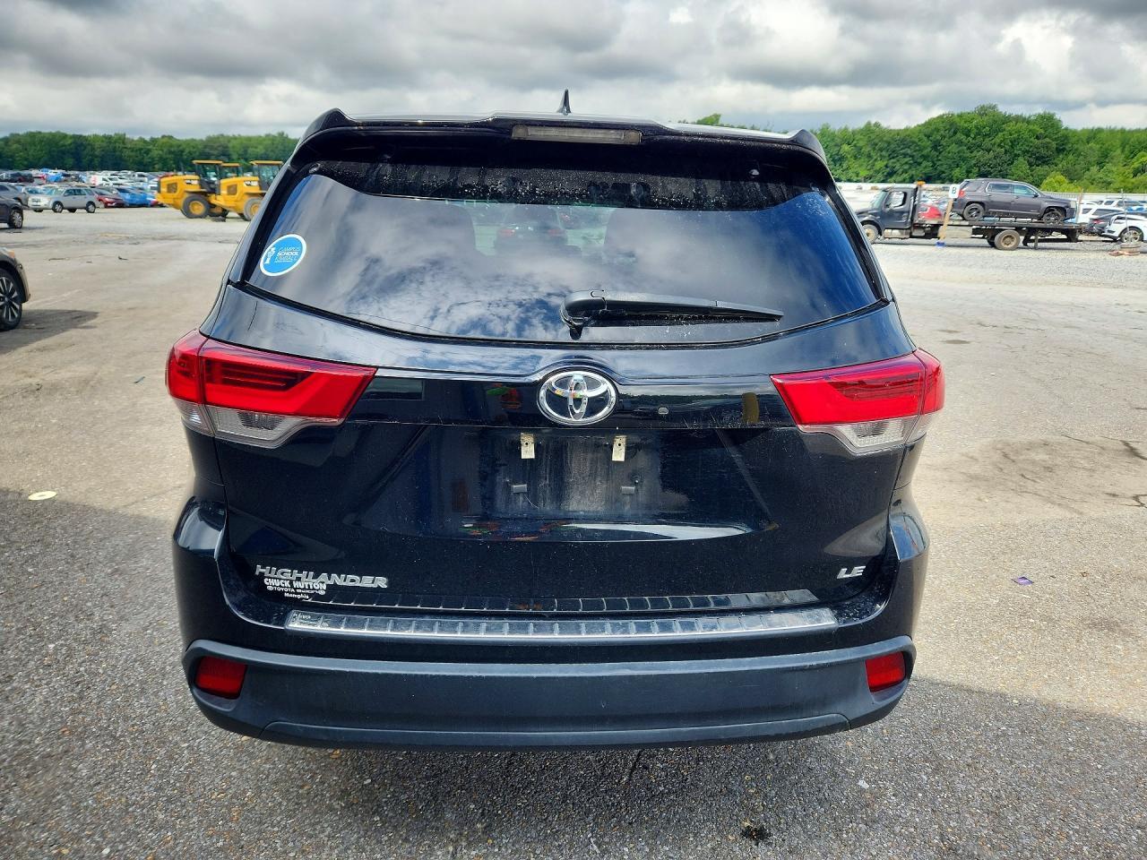 2017 Toyota Highlander Le Plus - zdjęcie 6