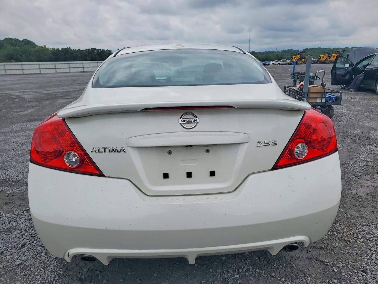 2013 Nissan Altima S - zdjęcie 6