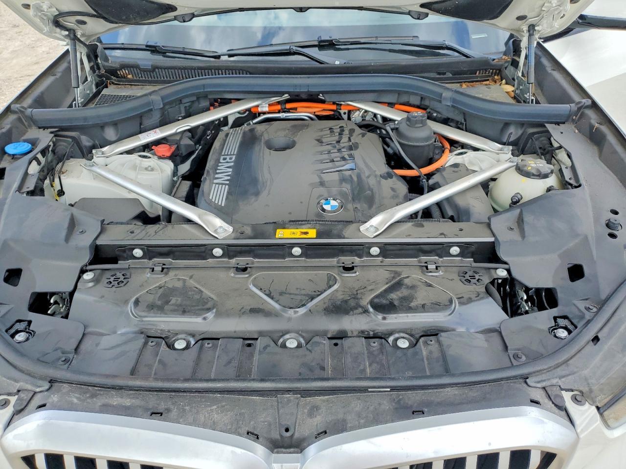 2025 BMW X5 xDrive50E - zdjęcie 12