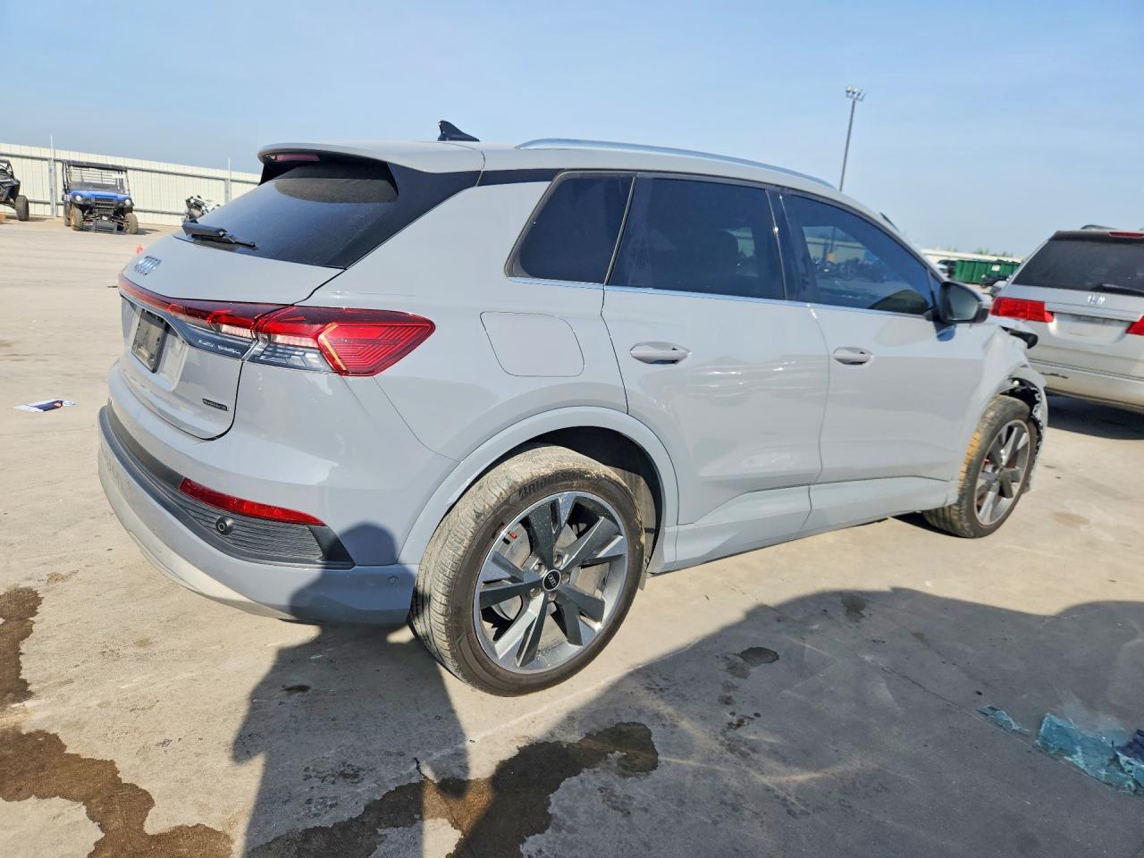 2022 Audi Q4 E-Tron Premium Plus - zdjęcie 3