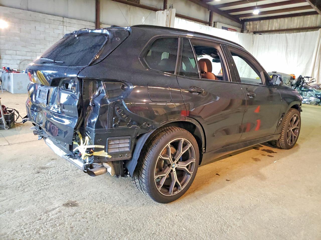 2025 BMW X5 xDrive40I - zdjęcie 3