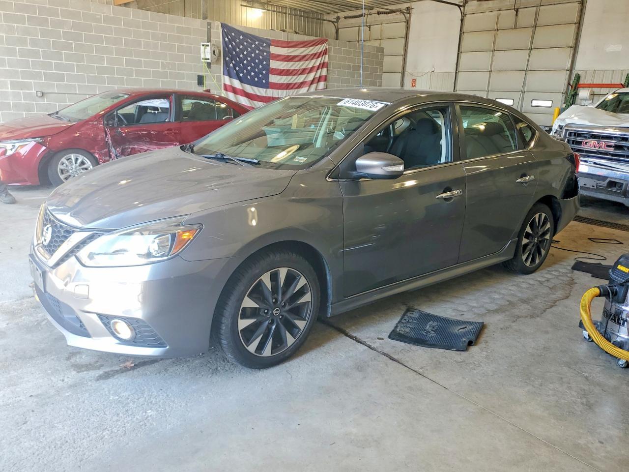 2019 Nissan Sentra Sr - zdjęcie główne