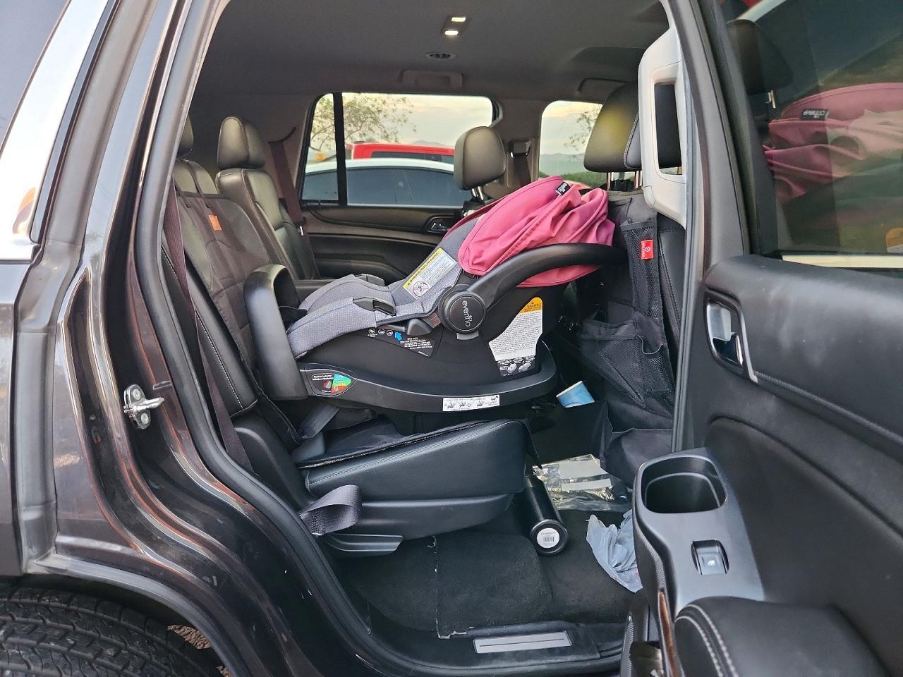 2017 Chev Tahoe C150 - zdjęcie 11