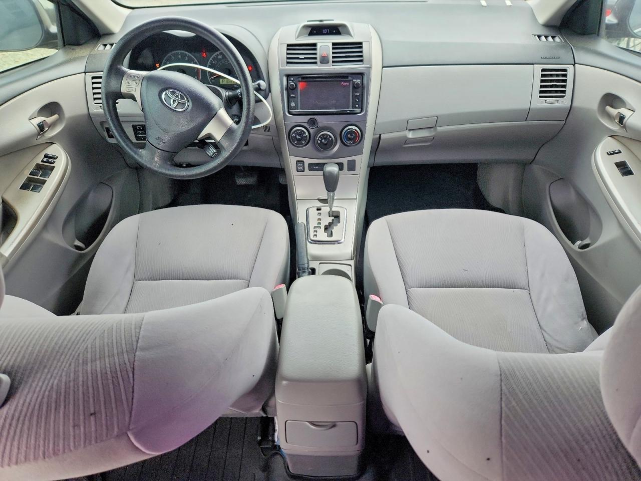 2013 Toyota Corolla Le - zdjęcie 8