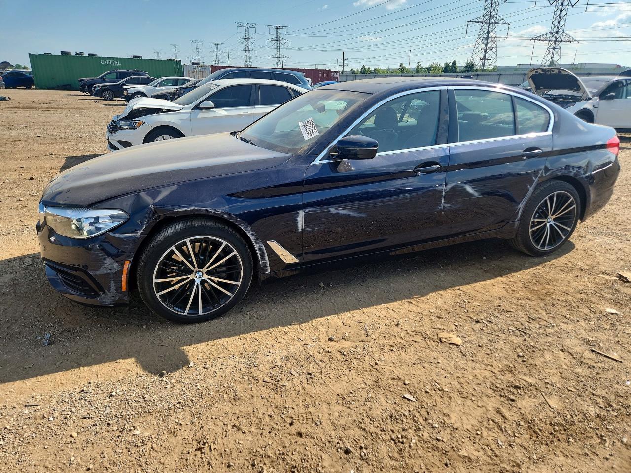 2019 BMW 530 Xi - zdjęcie główne