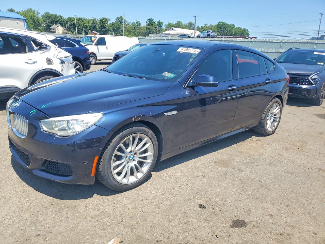 2017 BMW Seria 5 550i - zdjęcie główne