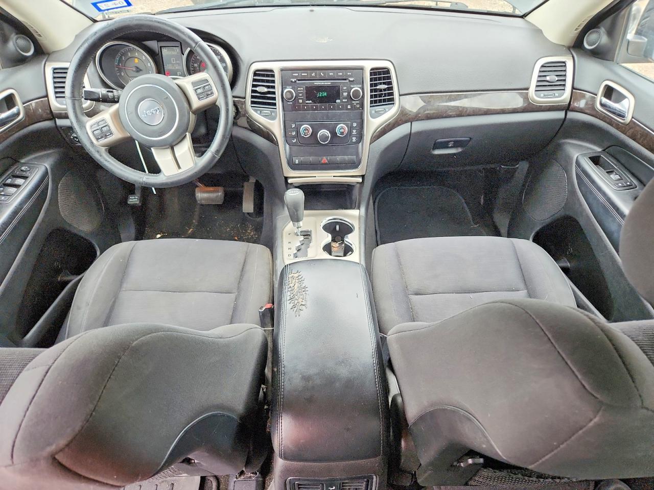 2013 Jeep Grand Cherokee Laredo - zdjęcie 8