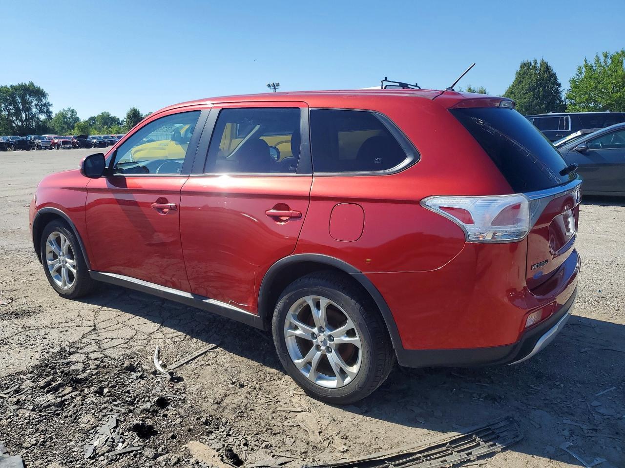 2015 Mitsubishi Outlander Se - zdjęcie 2