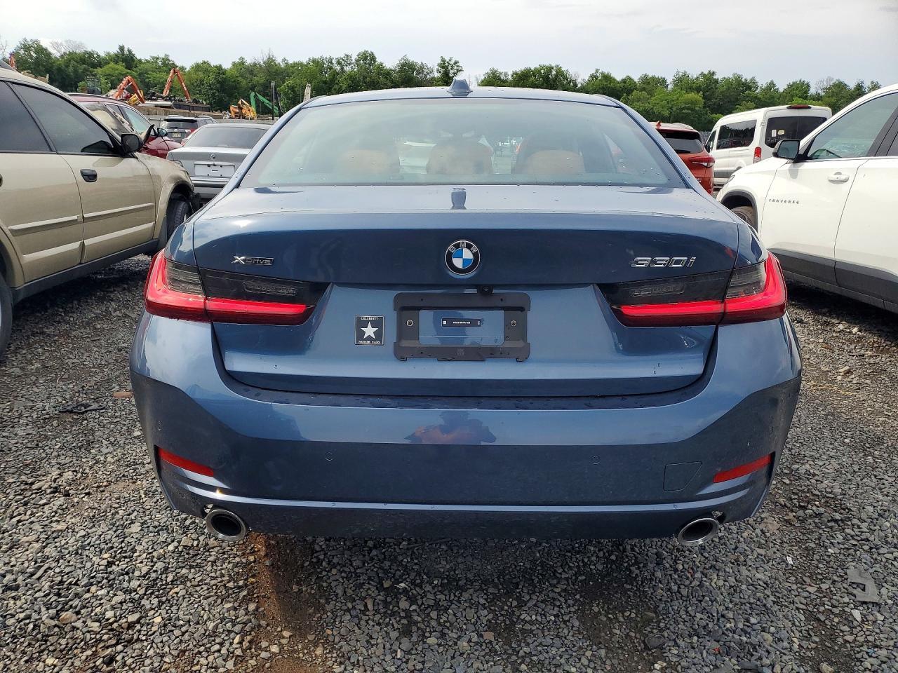 2026 BMW Seria 3 330i - zdjęcie 6