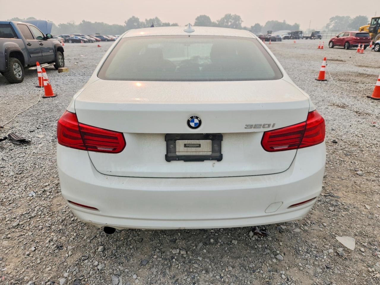 2018 BMW 320 I - zdjęcie 6
