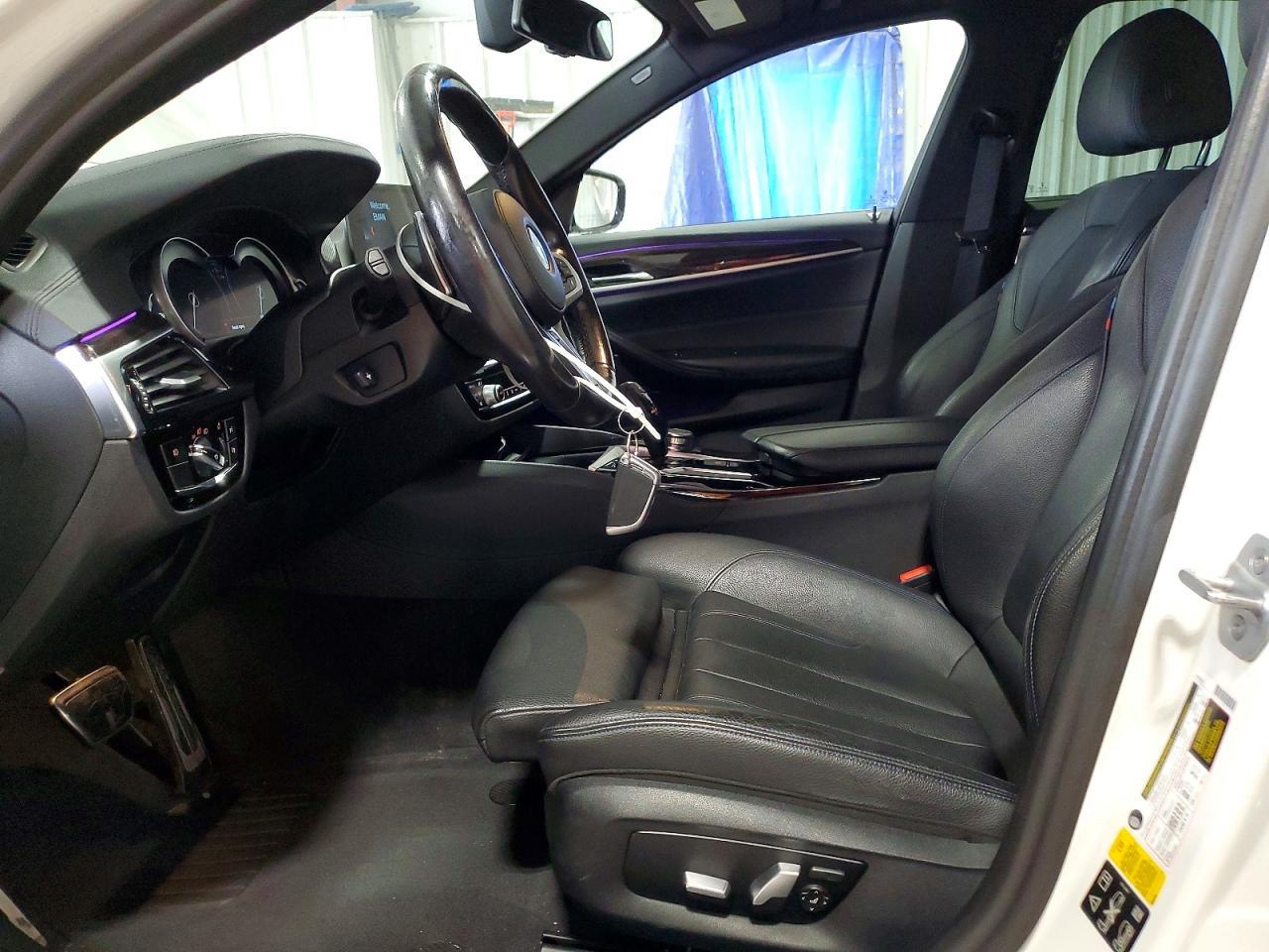 2017 BMW Seria 5 540i - zdjęcie 7