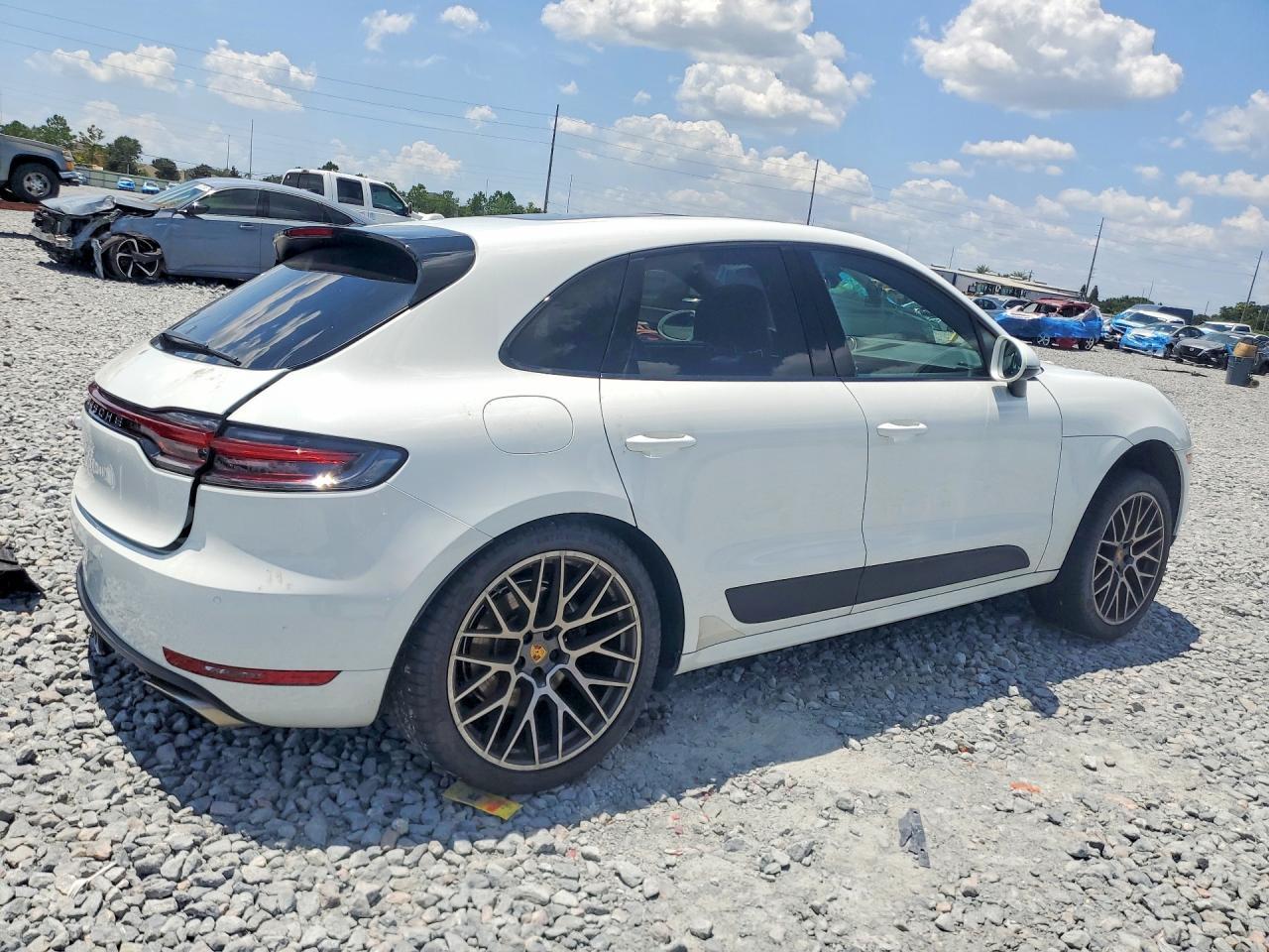 2020 Porsche Macan - zdjęcie 3
