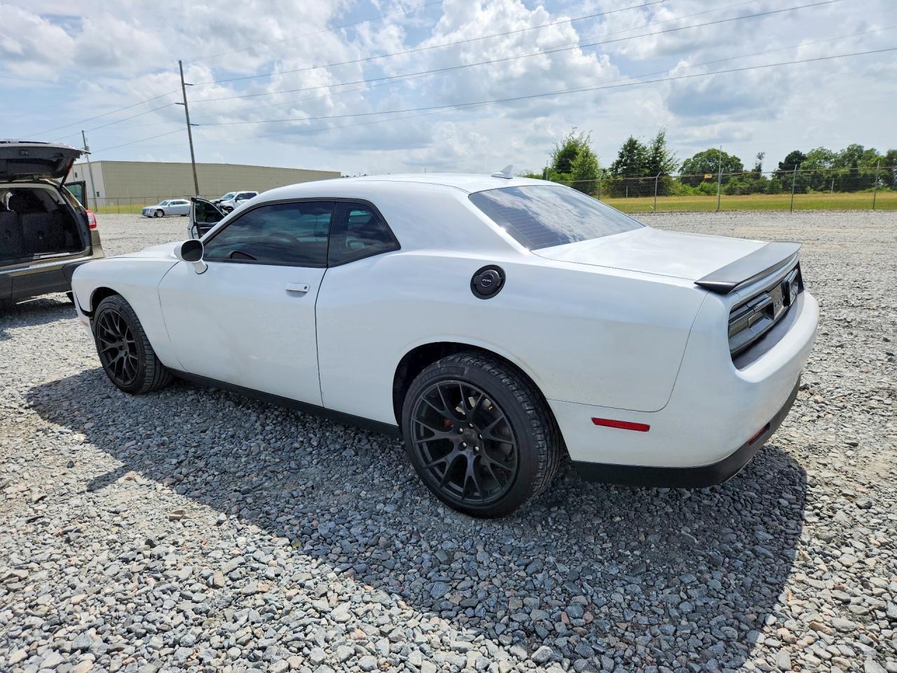 2016 Dodge Challenger Sxt - zdjęcie 2