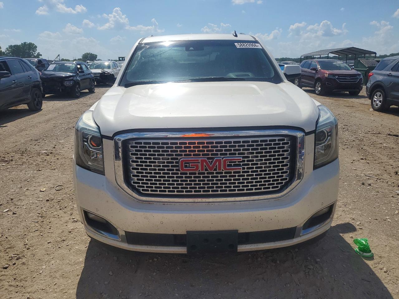 2015 GMC Yukon Denali - zdjęcie 5