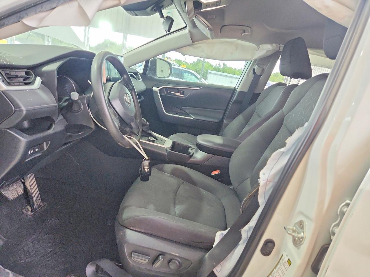 2023 Toyota Rav4 Woodland Edition - zdjęcie 7