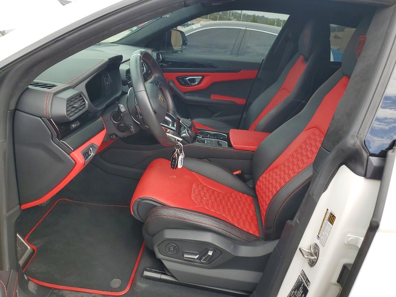 2022 Lamborghini Urus - zdjęcie 7