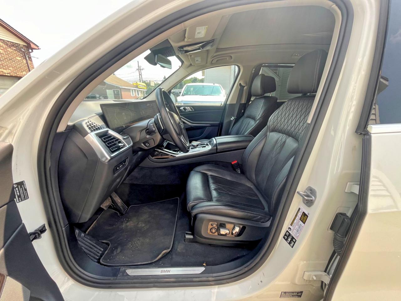 2025 BMW X7 xDrive40I - zdjęcie 12