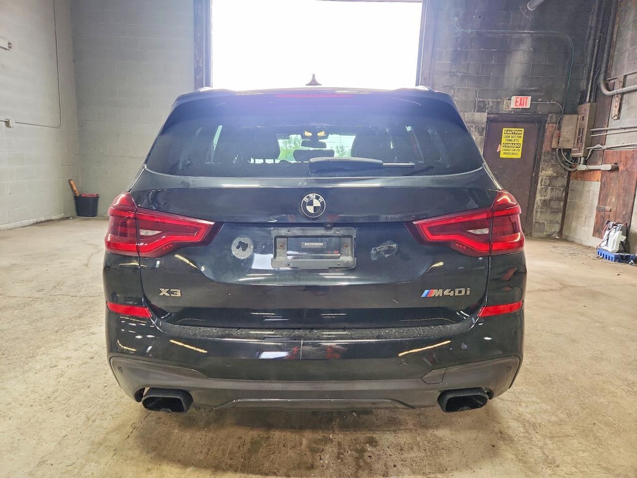 2021 BMW X3 xDrivem40I - zdjęcie 6