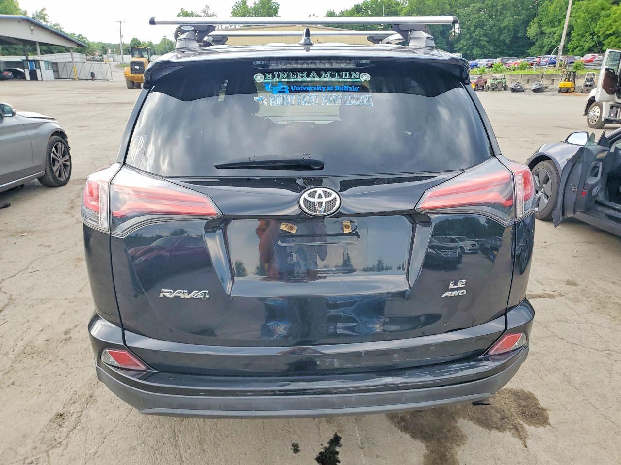 2018 Toyt Rav4 Le - zdjęcie 11