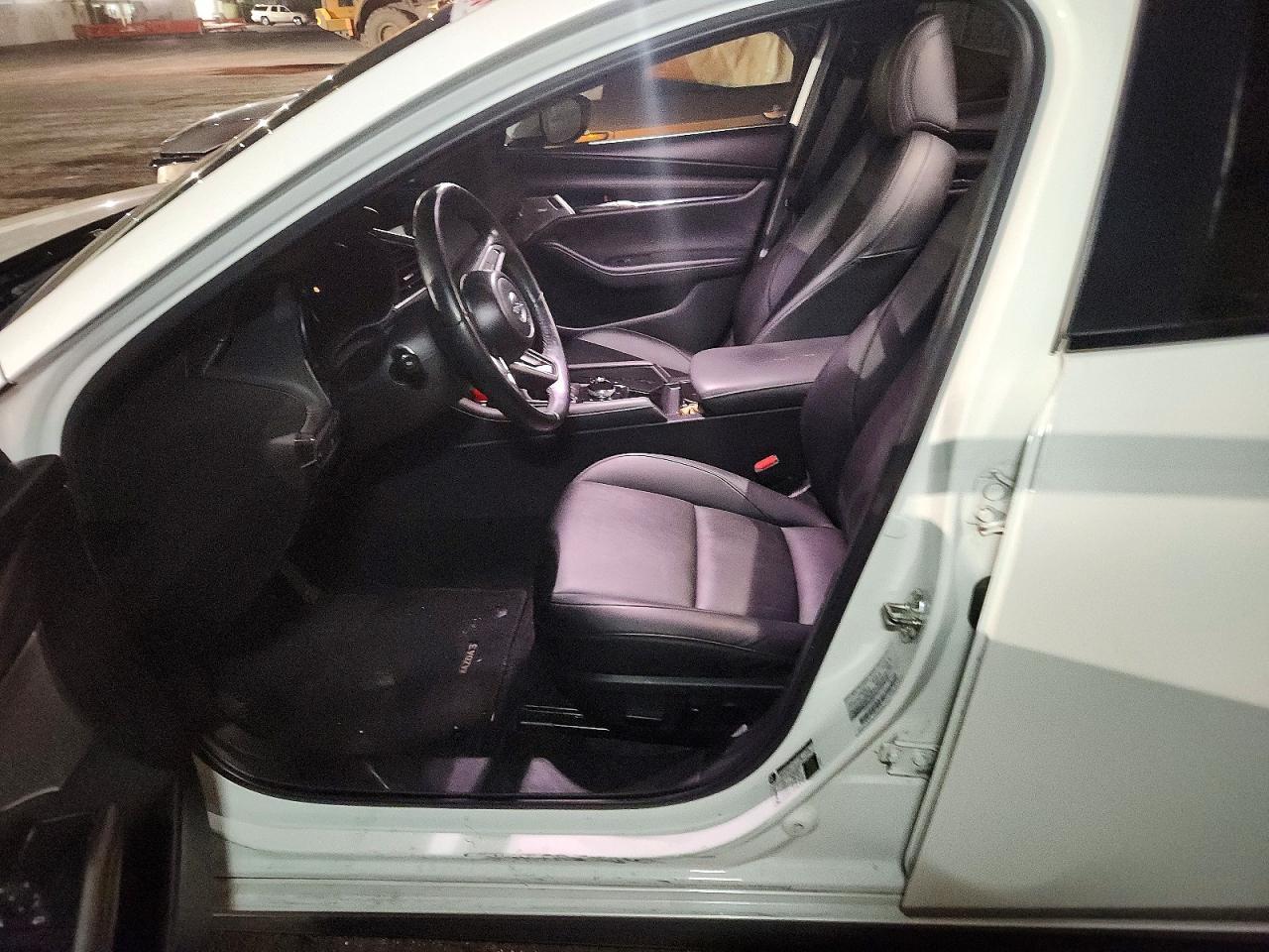 2020 Mazda 3 Preferred - zdjęcie 7