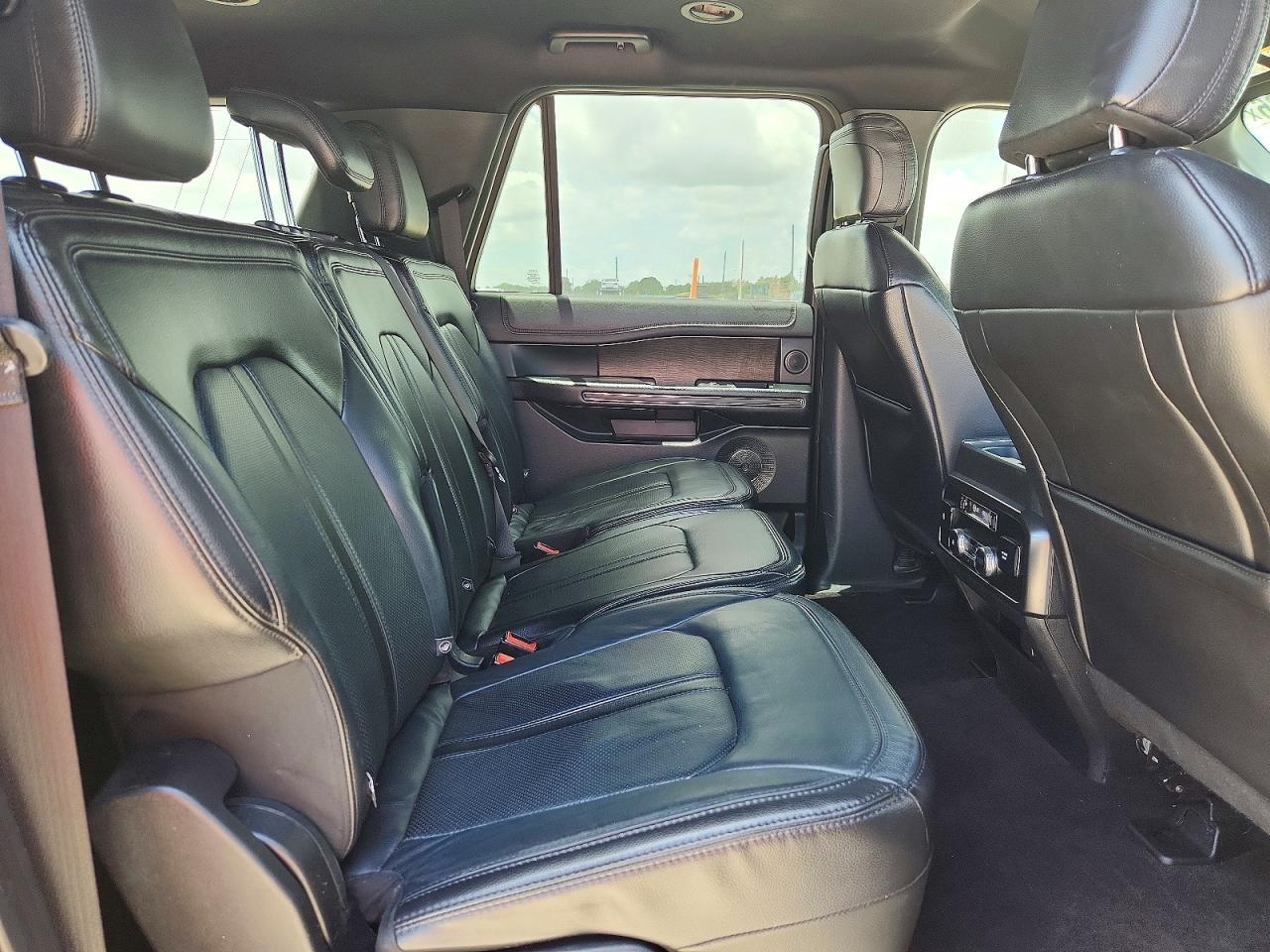 2020 Ford Expedition Max Limited - zdjęcie 11