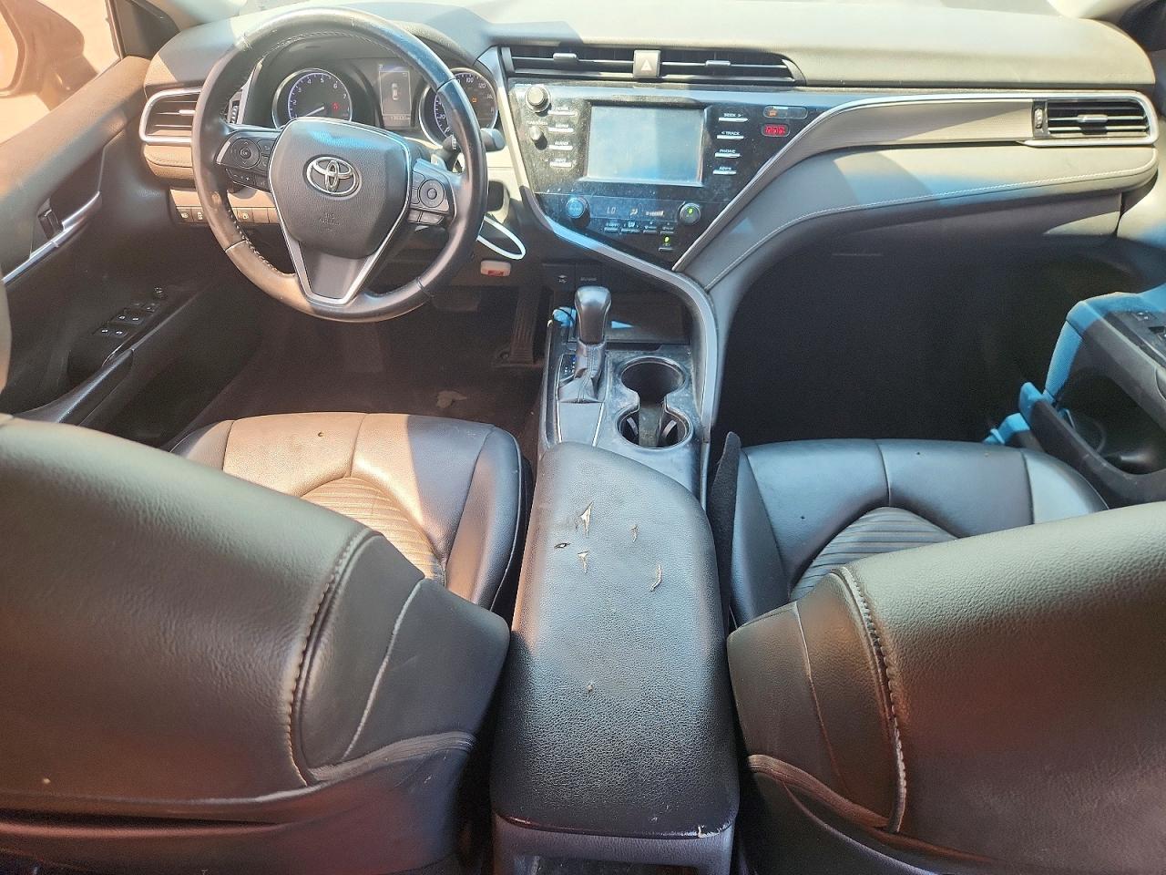 2018 Toyota Camry Se - zdjęcie 8