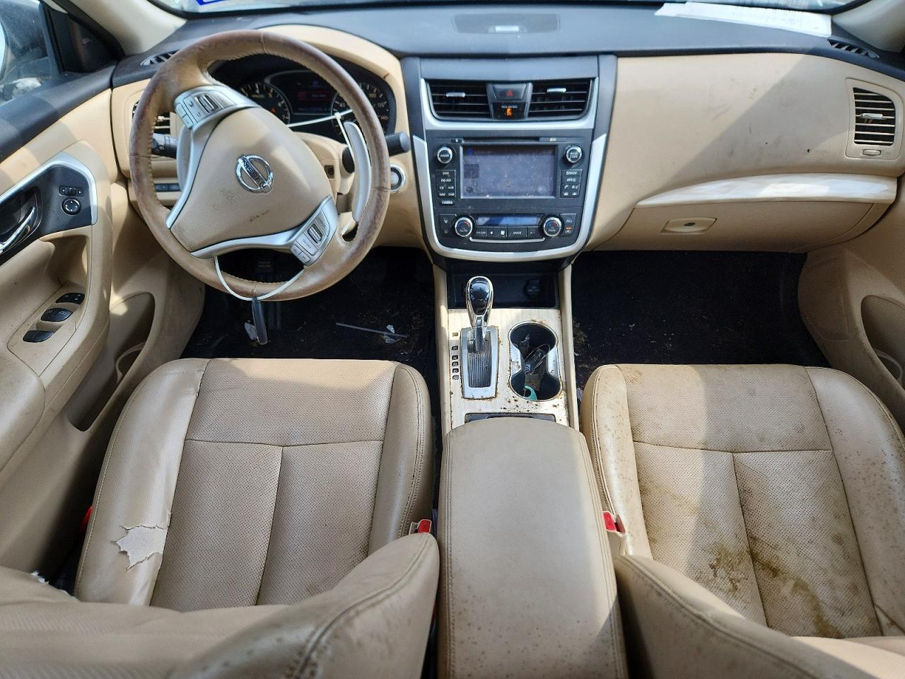 2016 Niss Altima - zdjęcie 8