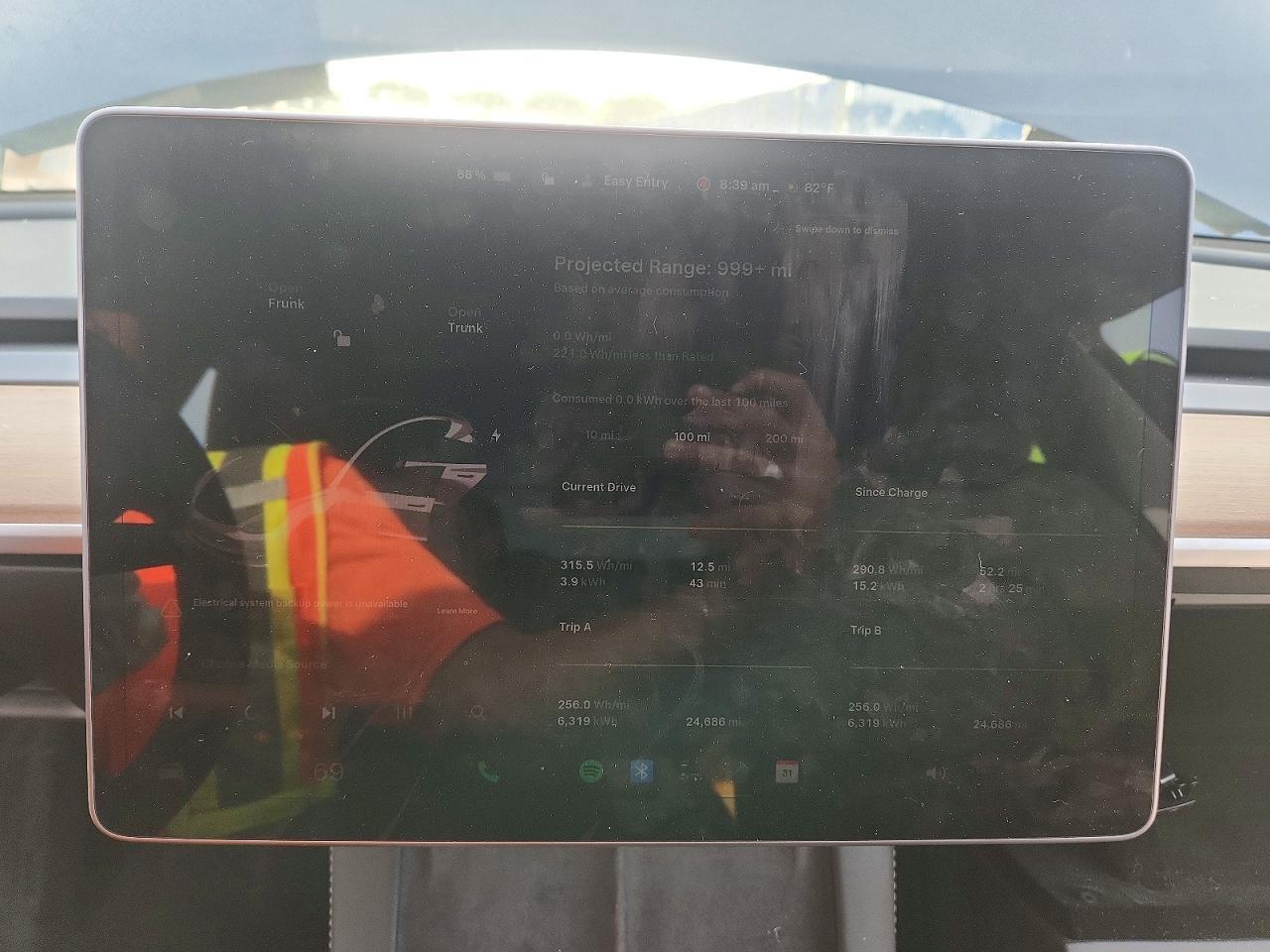 2023 Tesla Model 3 - zdjęcie 9