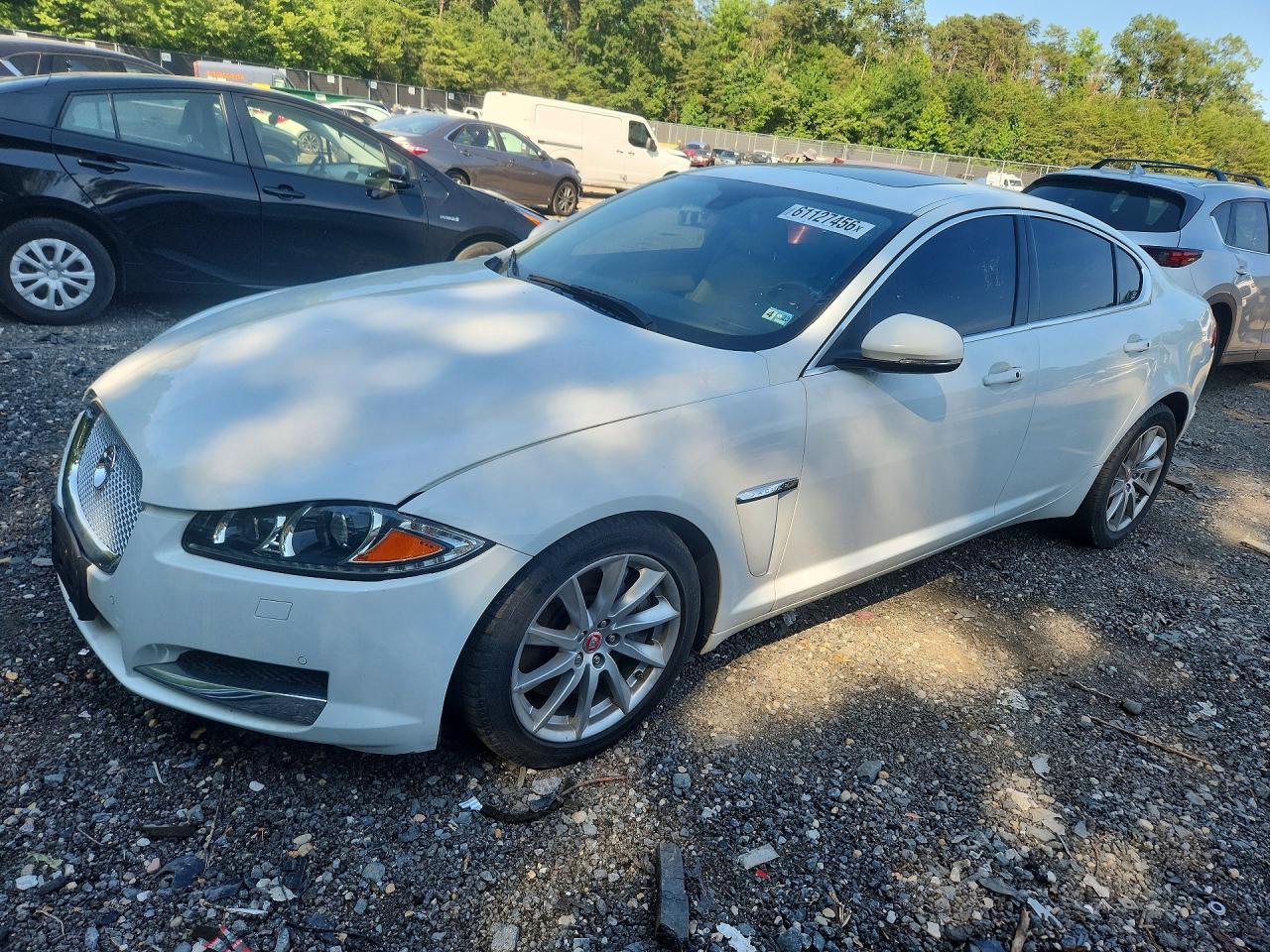 2015 Jaguar Xf 2.0T Premium - zdjęcie główne