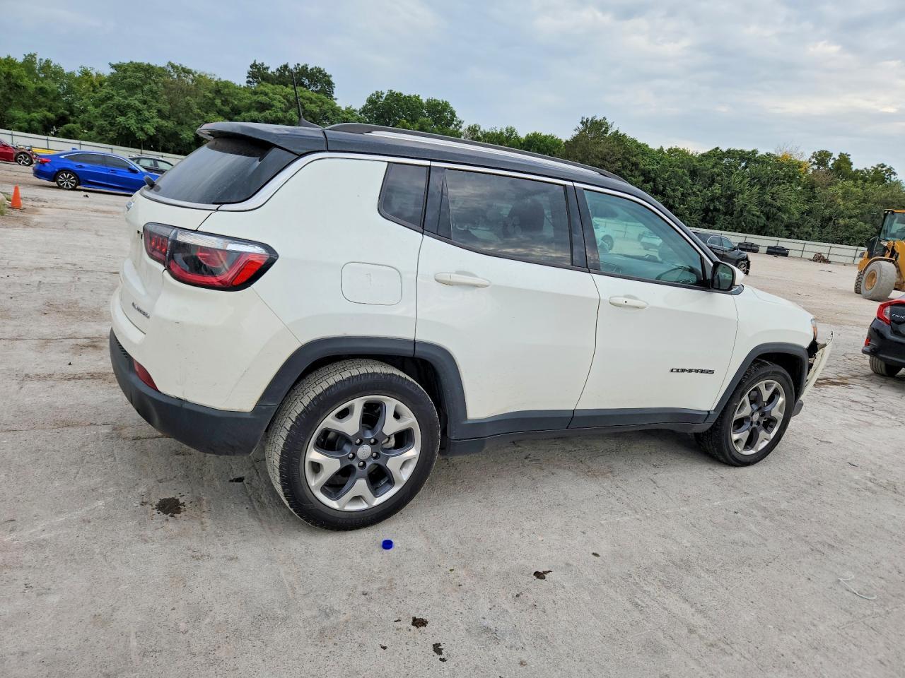 Jeep Compass - zdjęcie 3