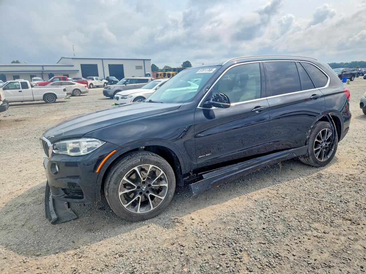 2017 BMW X5 xDrive35I - zdjęcie główne