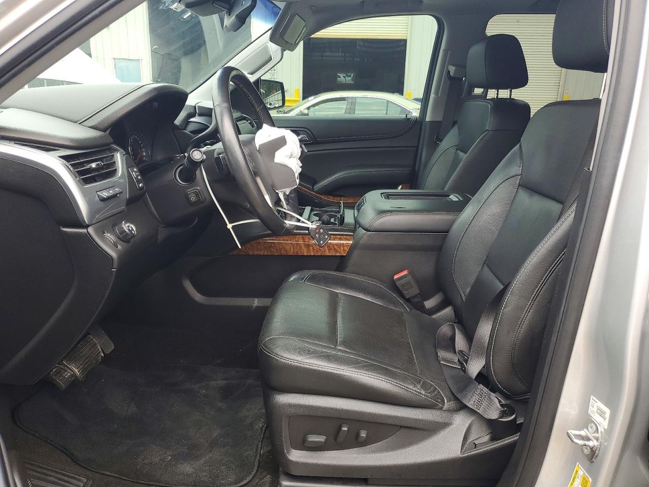 2018 Chevrolet Tahoe C1500 Premier - zdjęcie 7