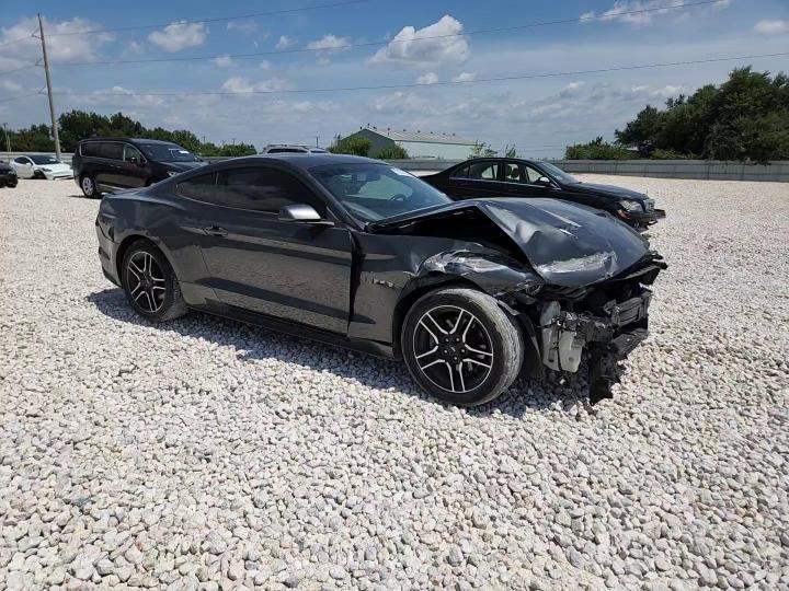 2018 Ford Mustang - zdjęcie 14