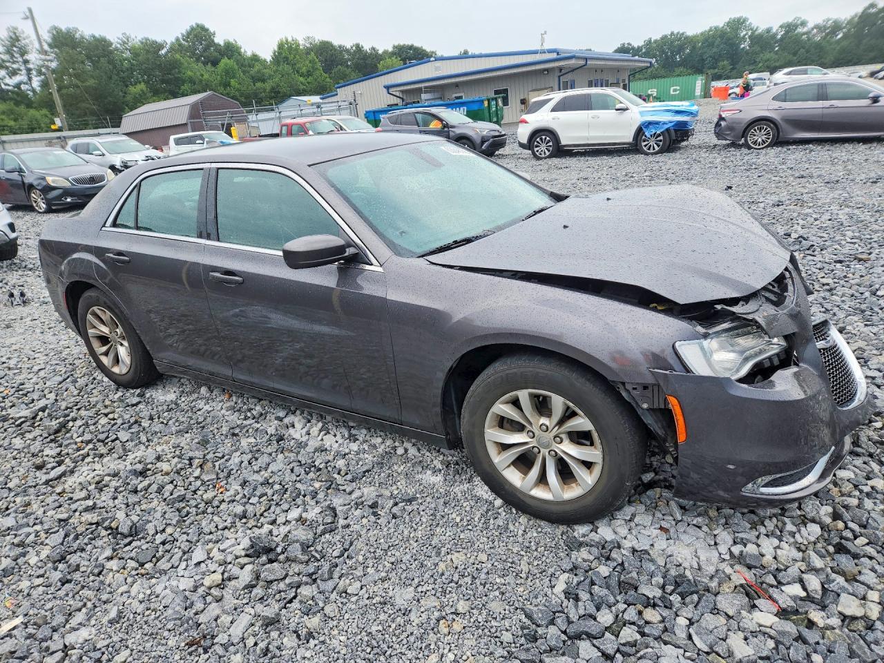 2016 Chrysler 300 Limited - zdjęcie 4