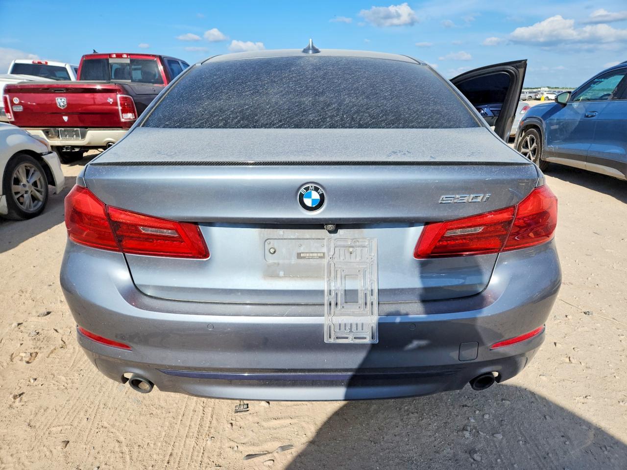 2018 BMW 530 I - zdjęcie 6