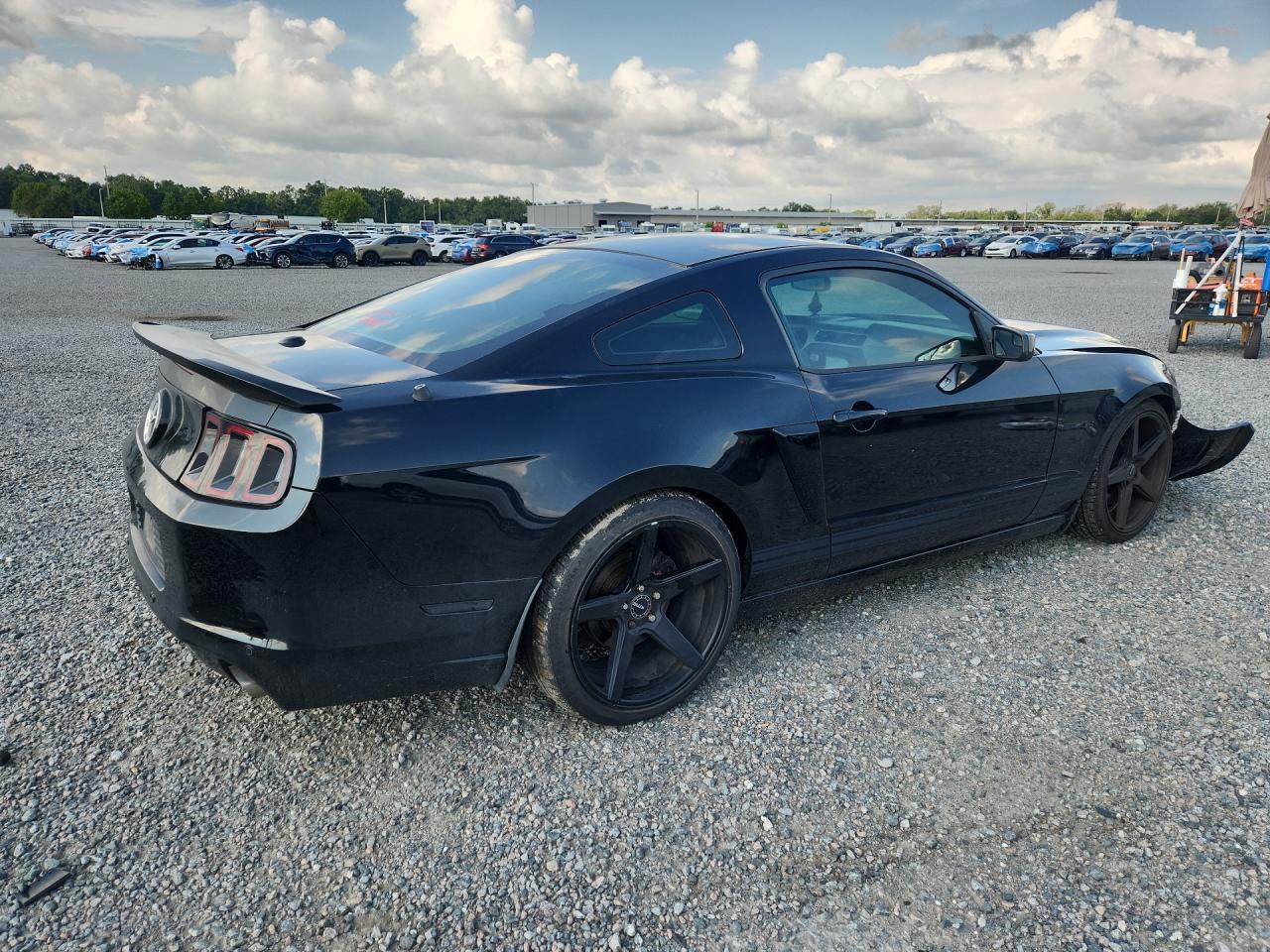 2014 Ford Mustang - zdjęcie 3
