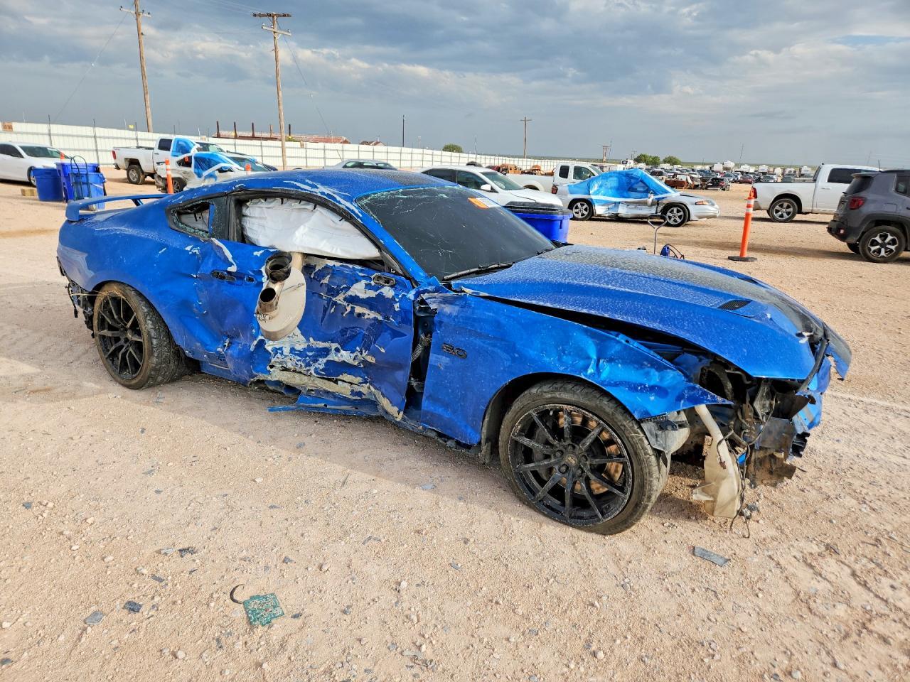 2019 Ford Mustang Gt - zdjęcie 4