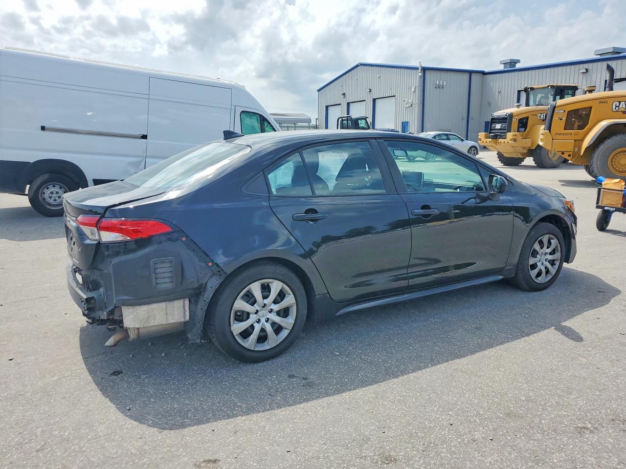 2021 Toyota Corolla Le - zdjęcie 3