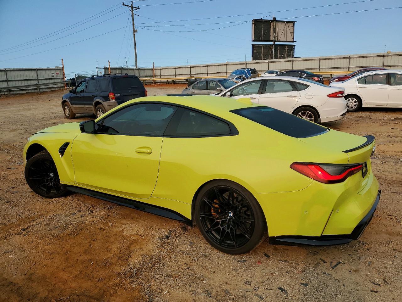 2022 BMW M4 Competition - zdjęcie 2