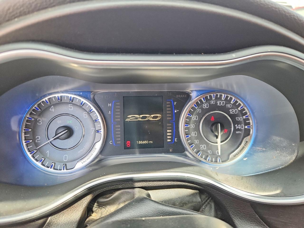2015 Chrysler 200 Limited - zdjęcie 9
