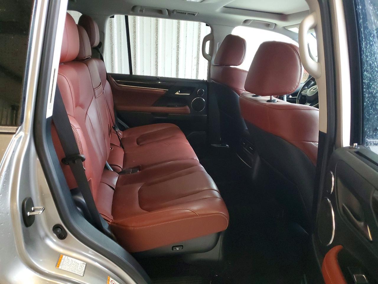 2017 Lexus Lx 570 - zdjęcie 11