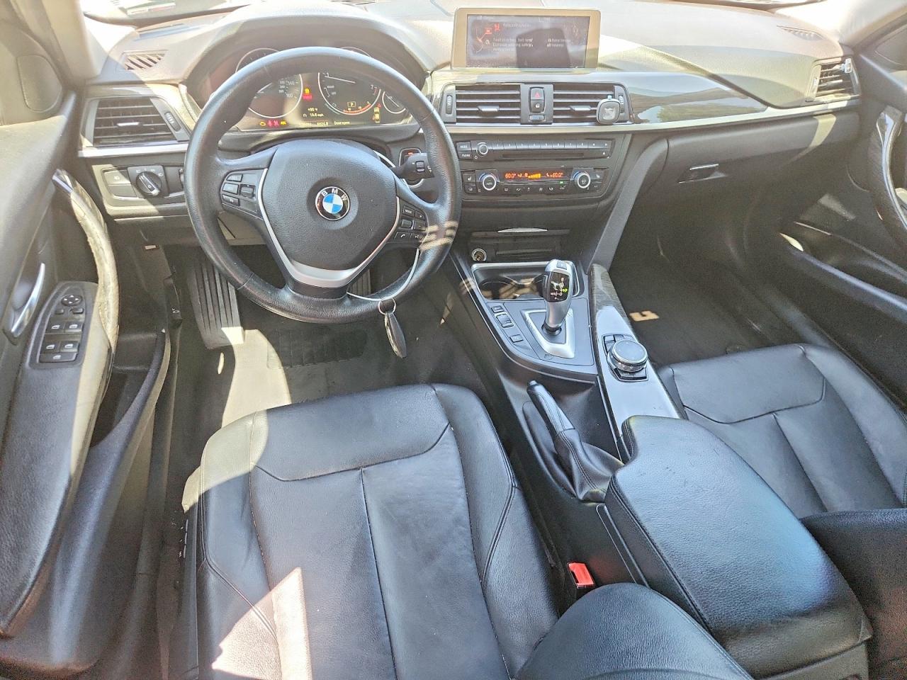 2015 BMW Seria 3 328i - zdjęcie 8