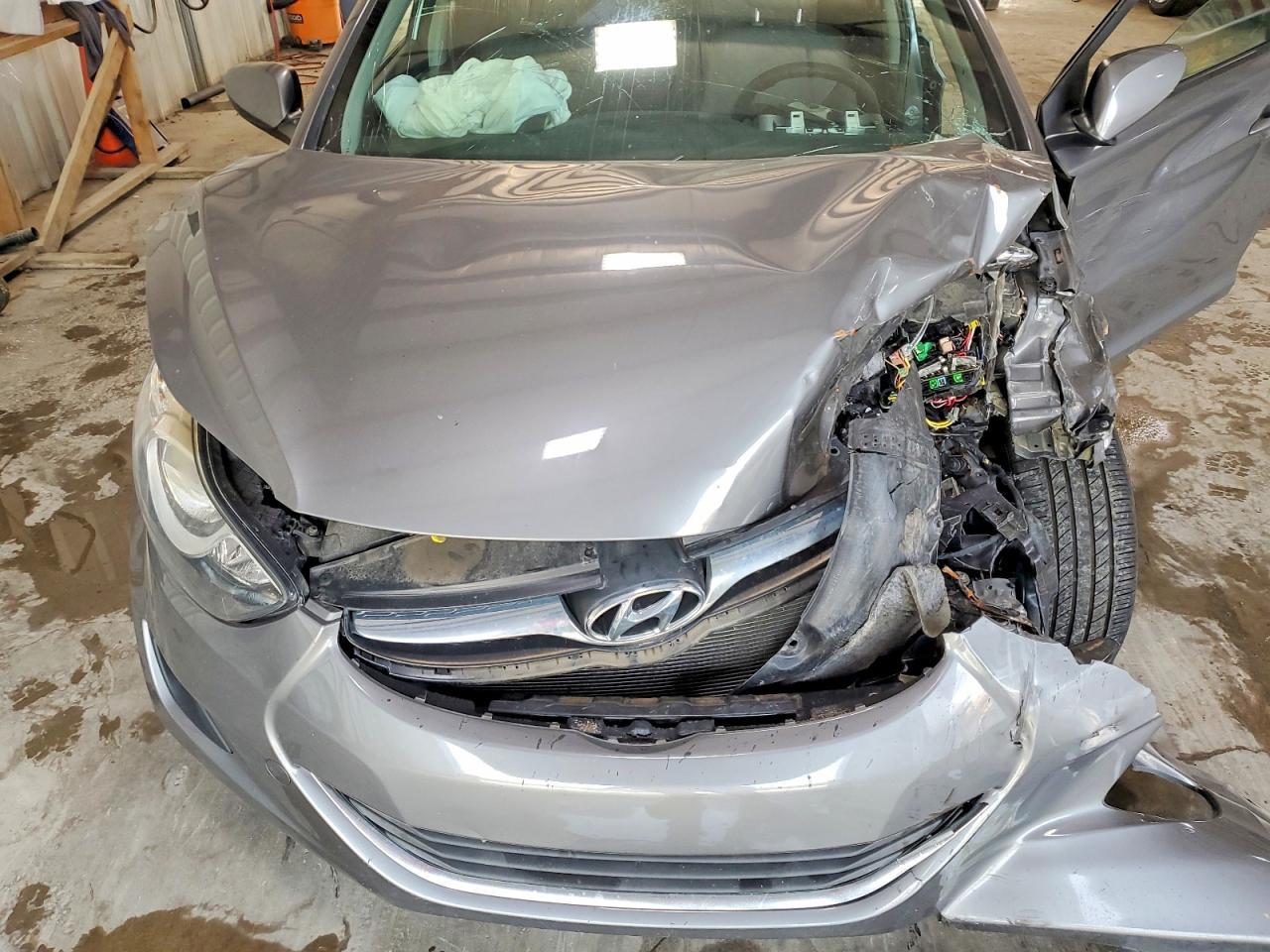2013 Hyundai Elantra Gls - zdjęcie 11