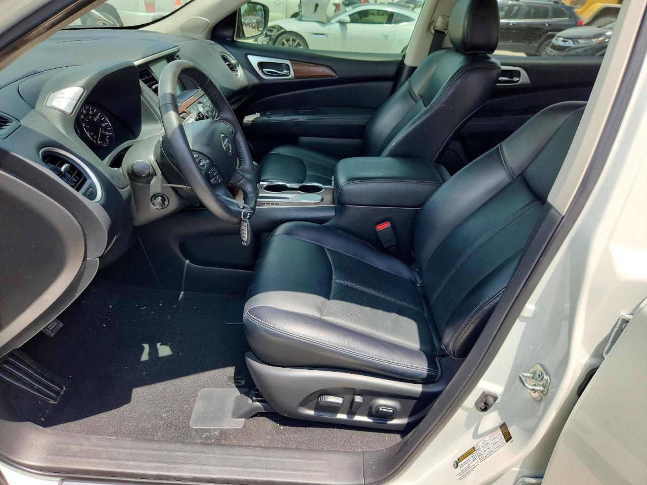2020 Nissan Pathfinder Platinum - zdjęcie 7