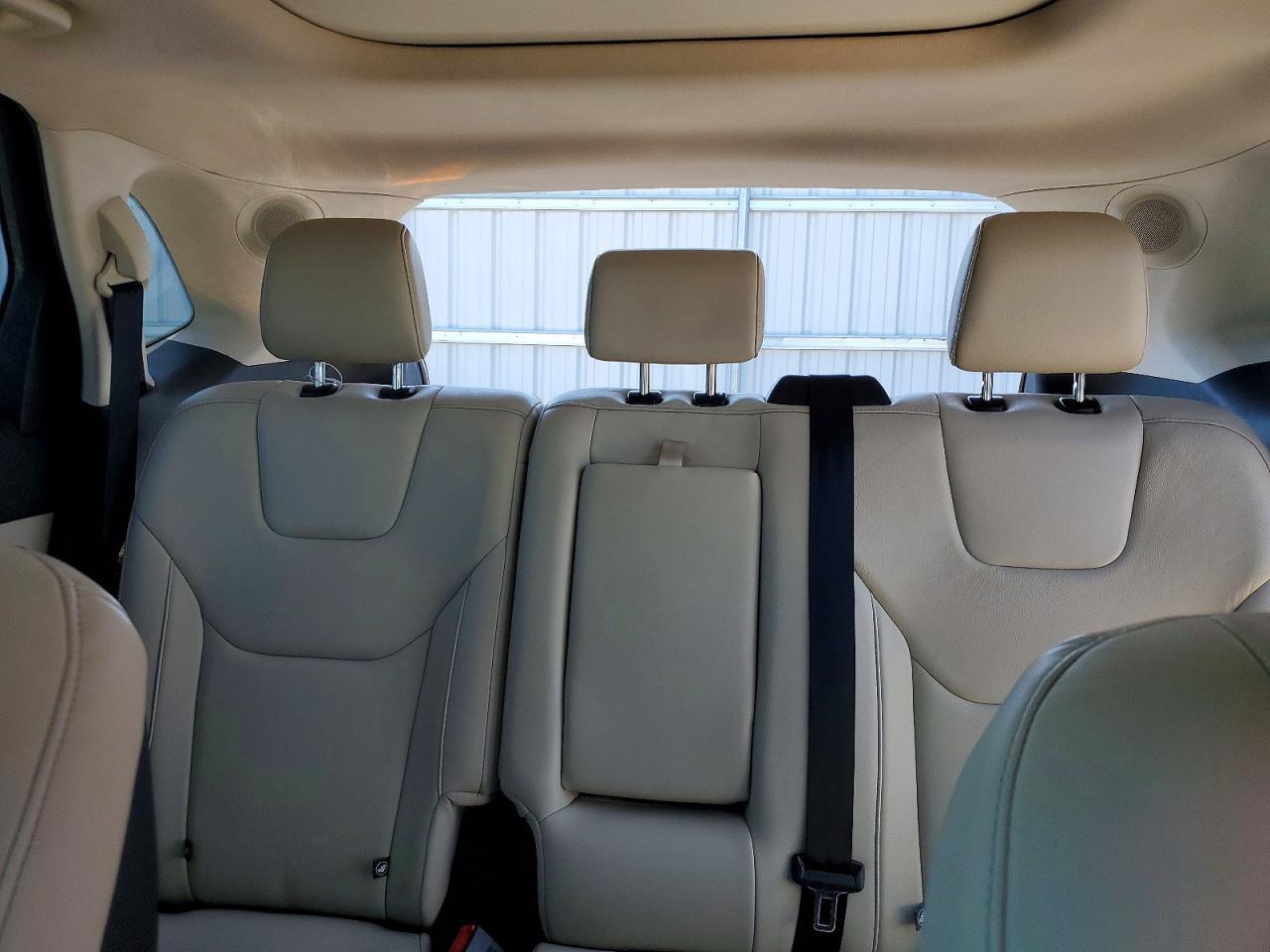2019 Ford Edge Titanium - zdjęcie 10
