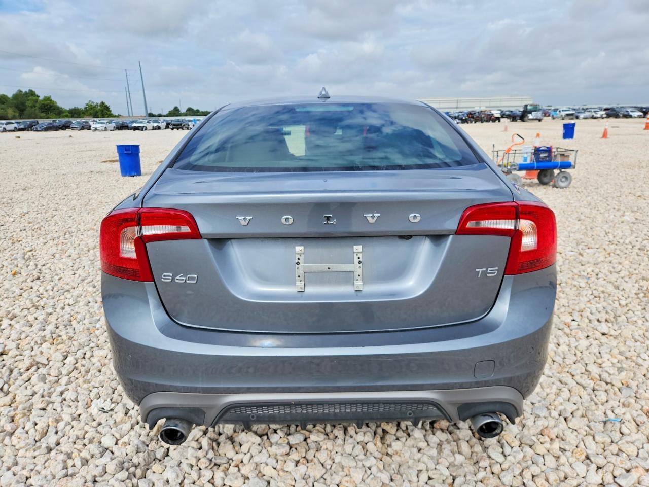 2017 Volvo S60 - zdjęcie 6