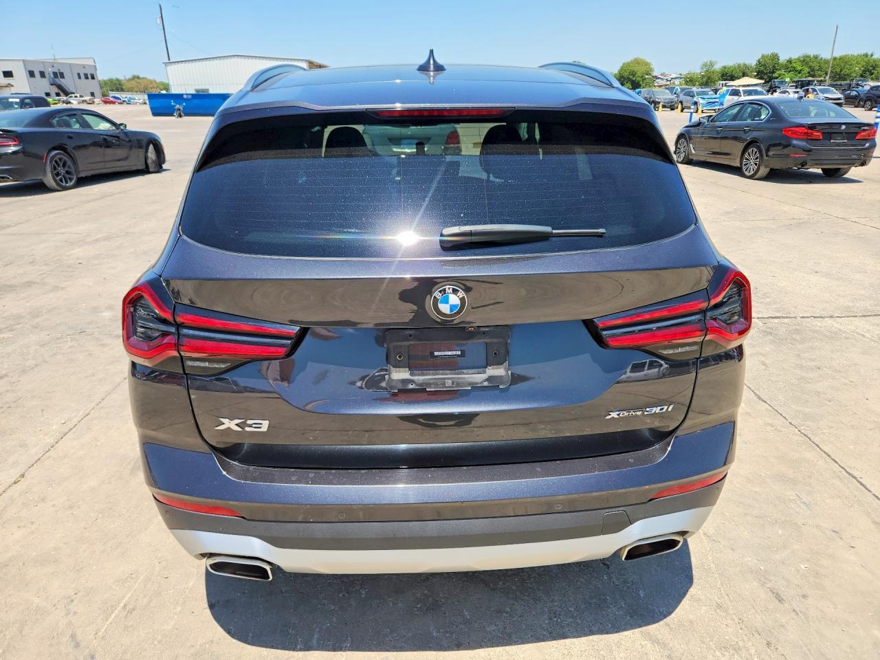 2022 BMW X3 xDrive30I - zdjęcie 6